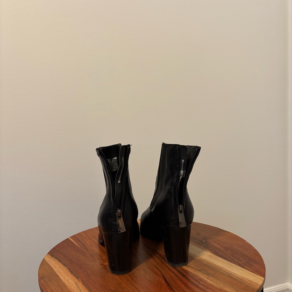 Blondo Black Leather Ankle Booties - Picture 4 of 9